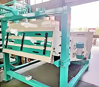 Canola cleaning machine